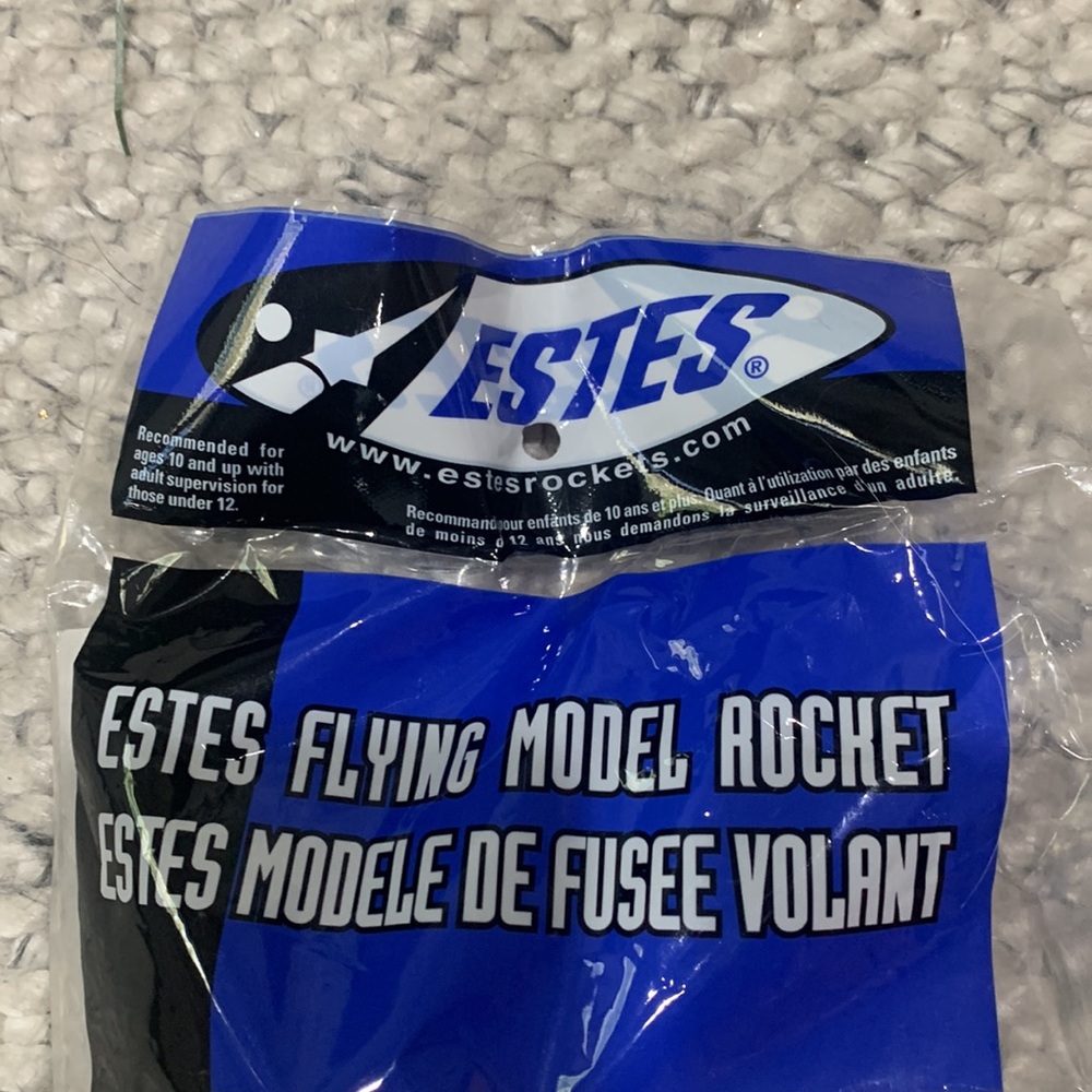 Model Rocket - Picture 4 of 5